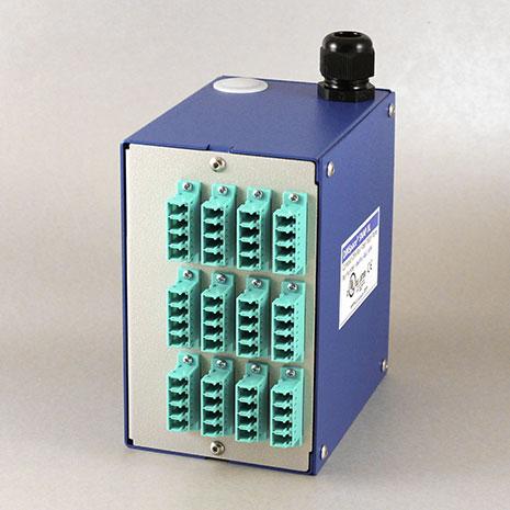 DIN Space - SNAP Patchpanel XL 48x LC Multimode OM3 aqua adaptors