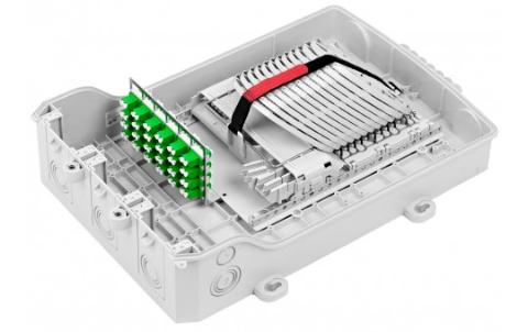 CommScope BUDI-S Spleiß/Patch box ohne Schloss 16 UMS = 64 bis 192 Fasern, Patchfeld für 24 SC 3x S-SEAL-BLIND Einführung, Zentraleingang: PG16, IP55